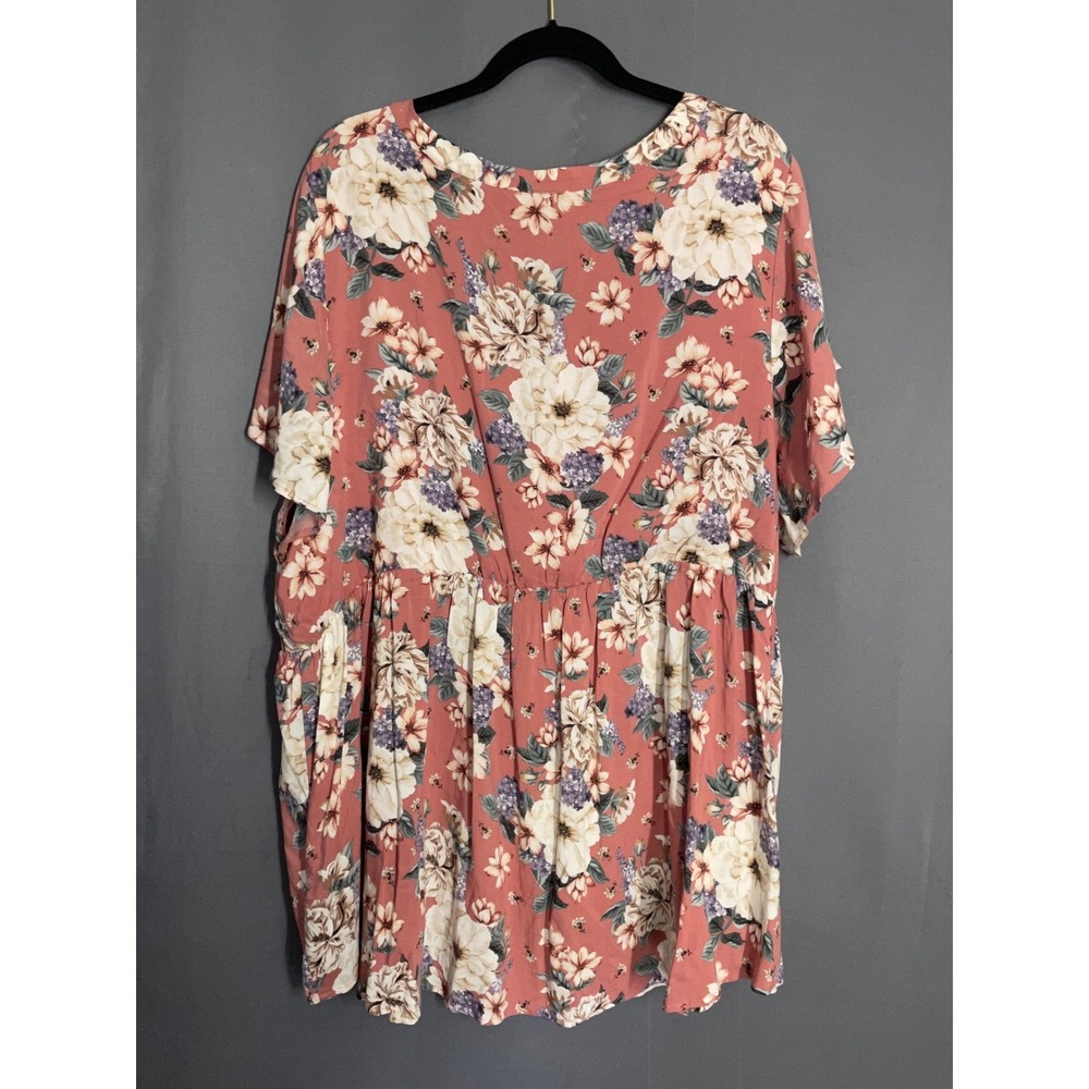 Torrid Plus Size 4 Pink Floral V-Neck Button Front Peplum Tunic Boho Cottagecore - Picture 8 of 8